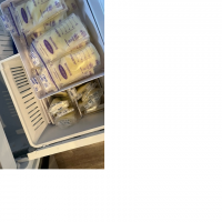 300 ounces of breastmilk available from healthy mom