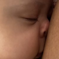 RN(guaranteed drug free), alcohol free, and disease free. Im a pretty clean eater. I’m 5 mos pp and have a large stash of breast milk for anyone in need.